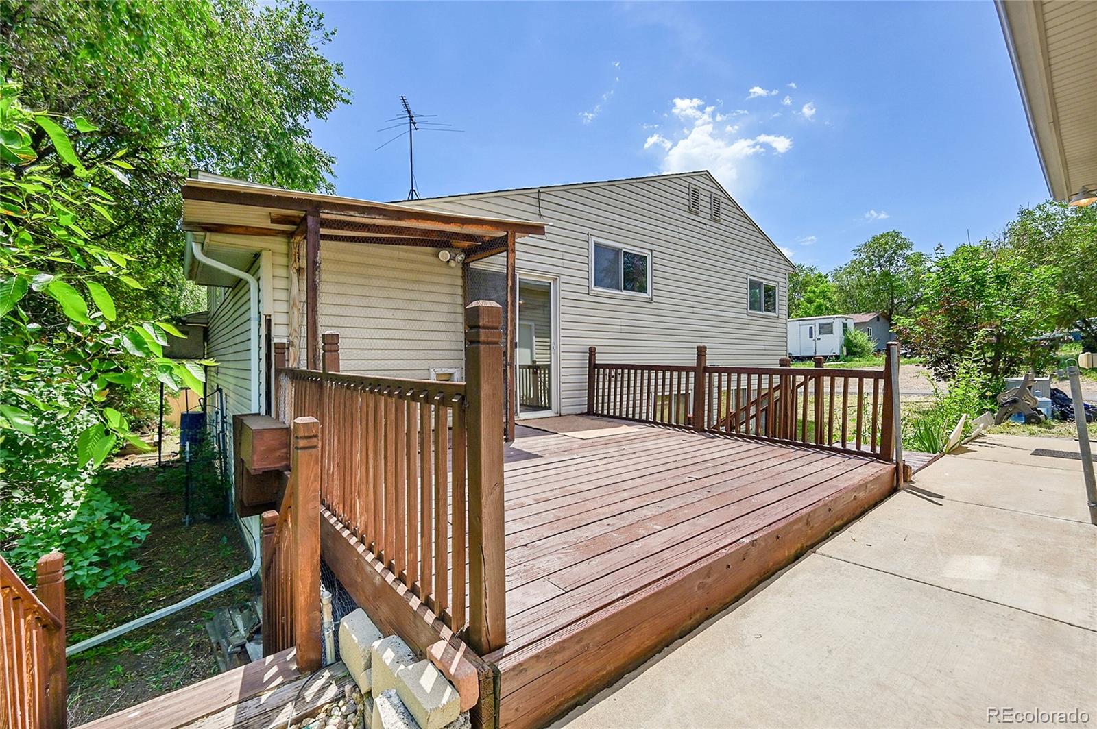 MLS Image #28 for 3145 s bryant street,sheridan, Colorado