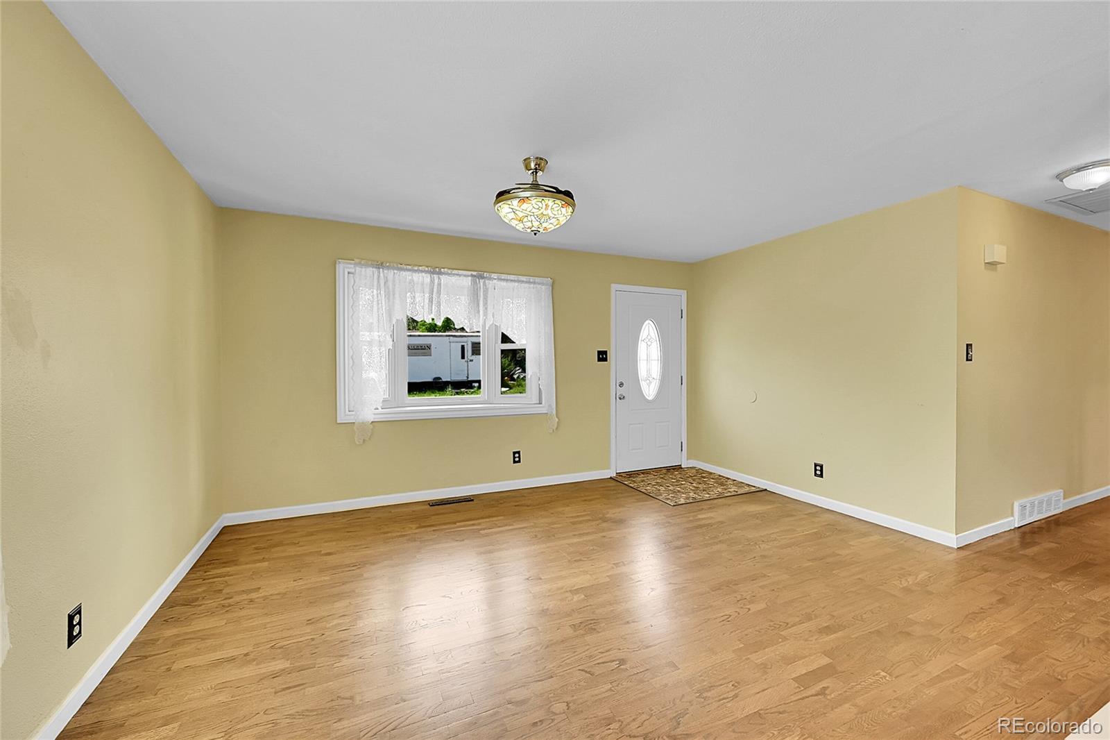 MLS Image #5 for 3145 s bryant street,sheridan, Colorado