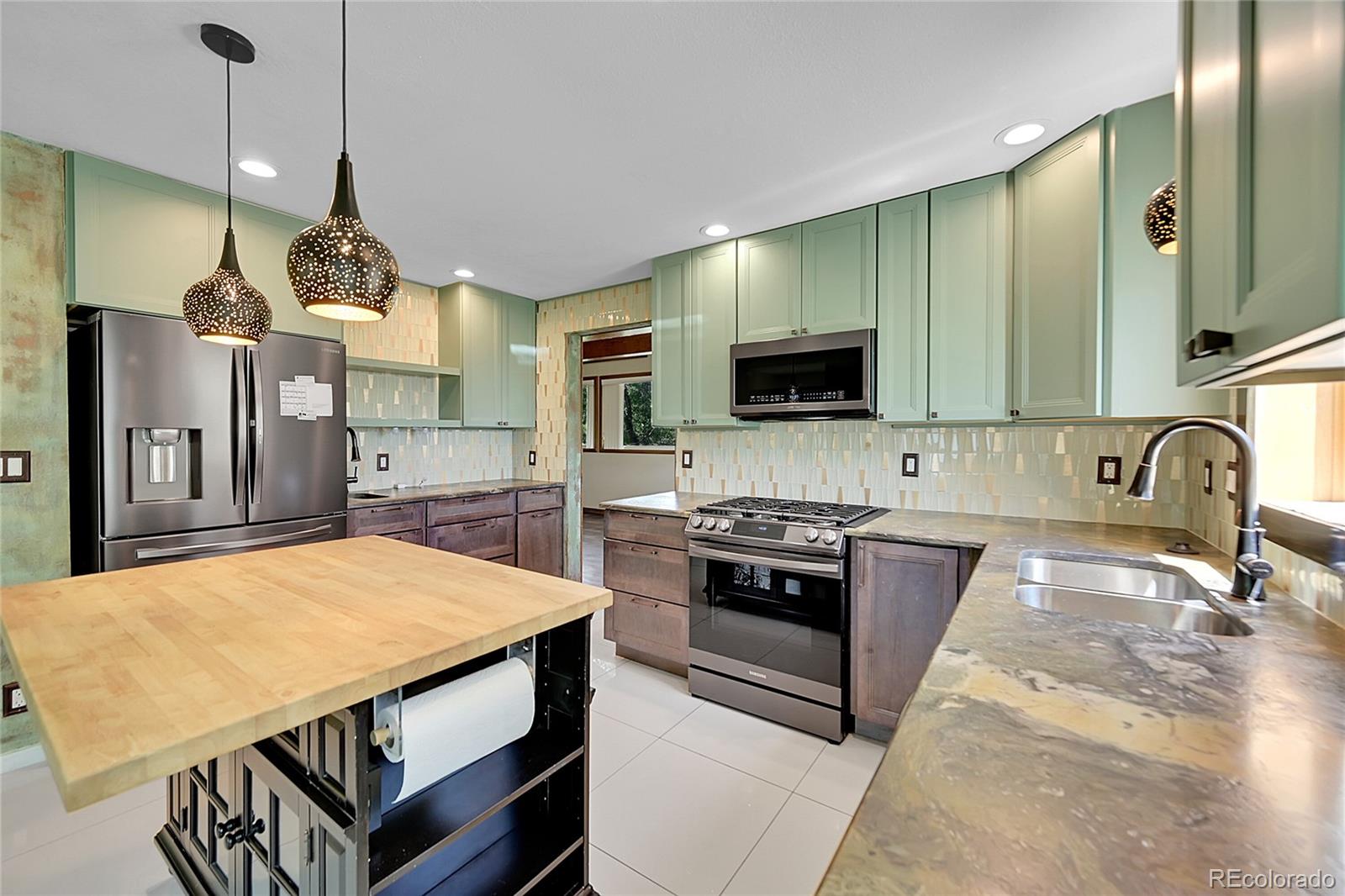 MLS Image #8 for 3145 s bryant street,sheridan, Colorado