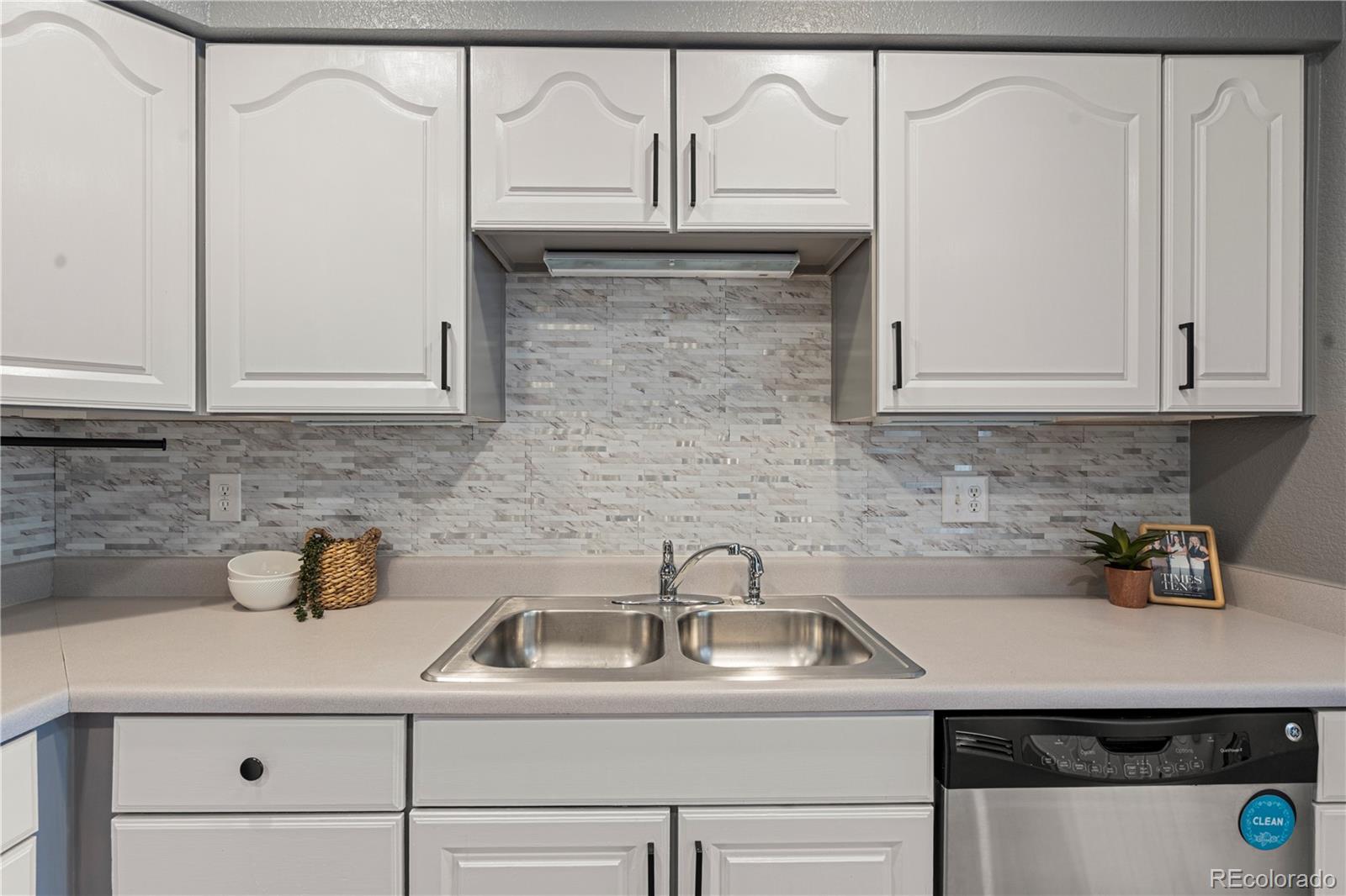 MLS Image #8 for 2550 s cutters circle 105,castle rock, Colorado