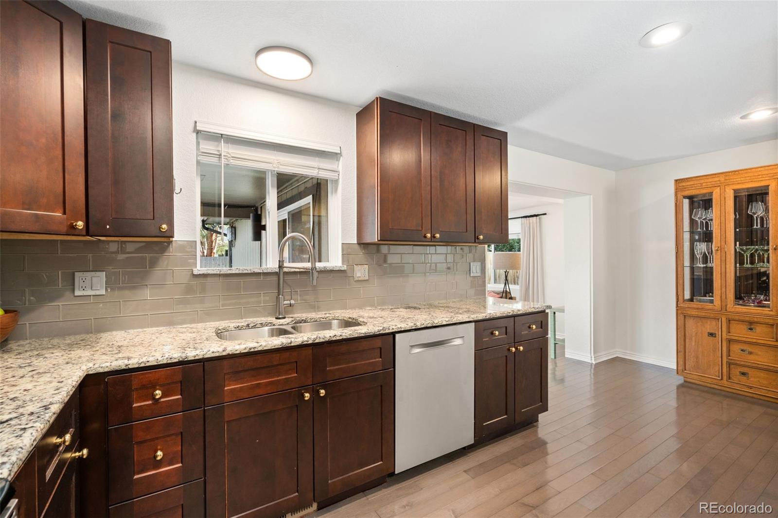 MLS Image #6 for 7092 e mexico avenue,denver, Colorado