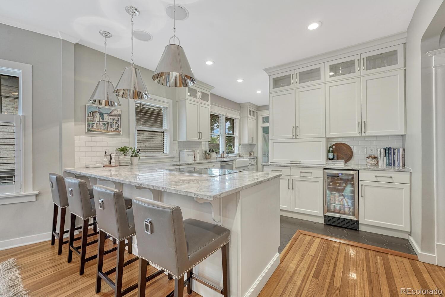 MLS Image #12 for 549 n ogden street,denver, Colorado