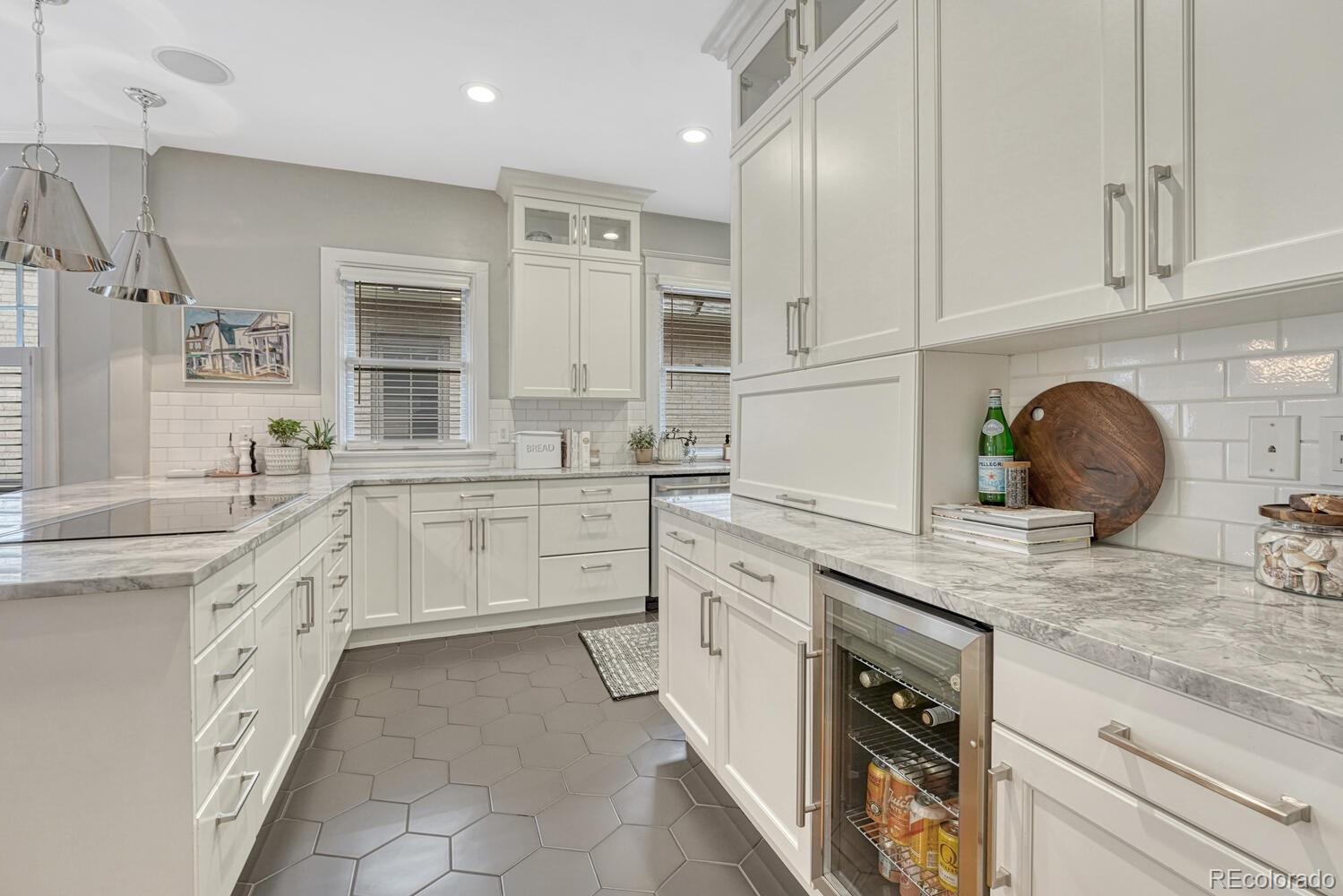 MLS Image #15 for 549 n ogden street,denver, Colorado
