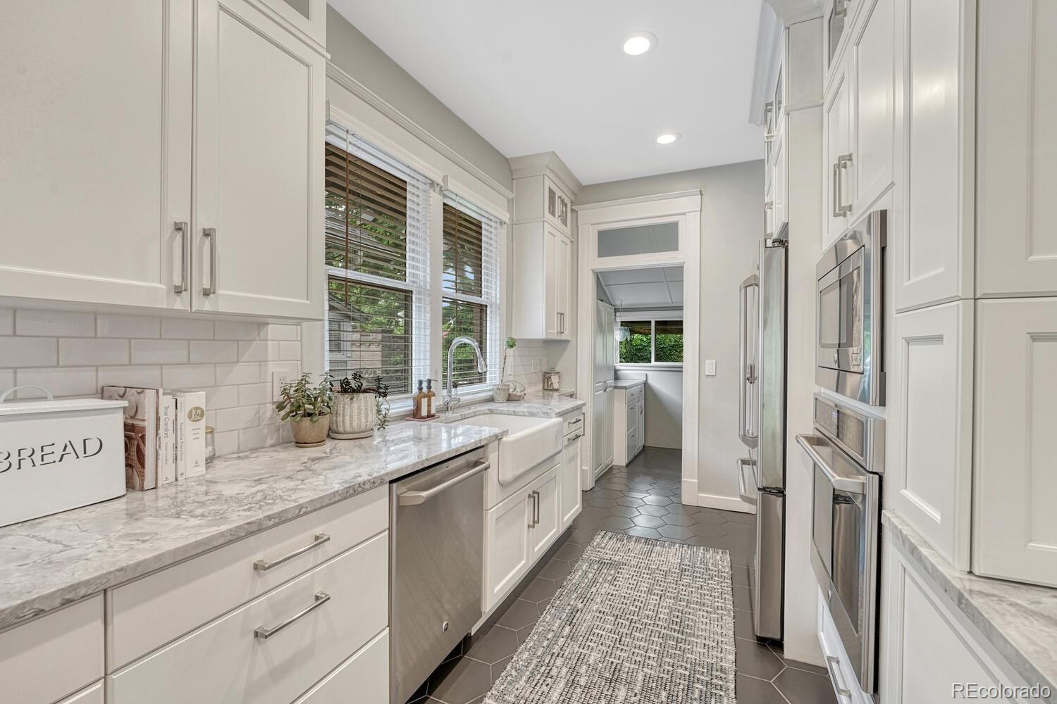 MLS Image #19 for 549 n ogden street,denver, Colorado