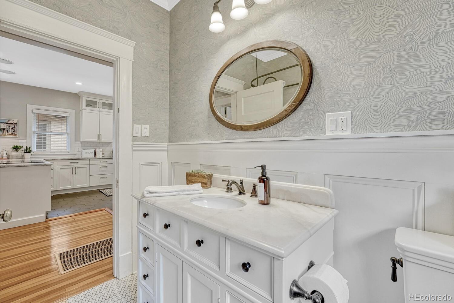 MLS Image #25 for 549 n ogden street,denver, Colorado