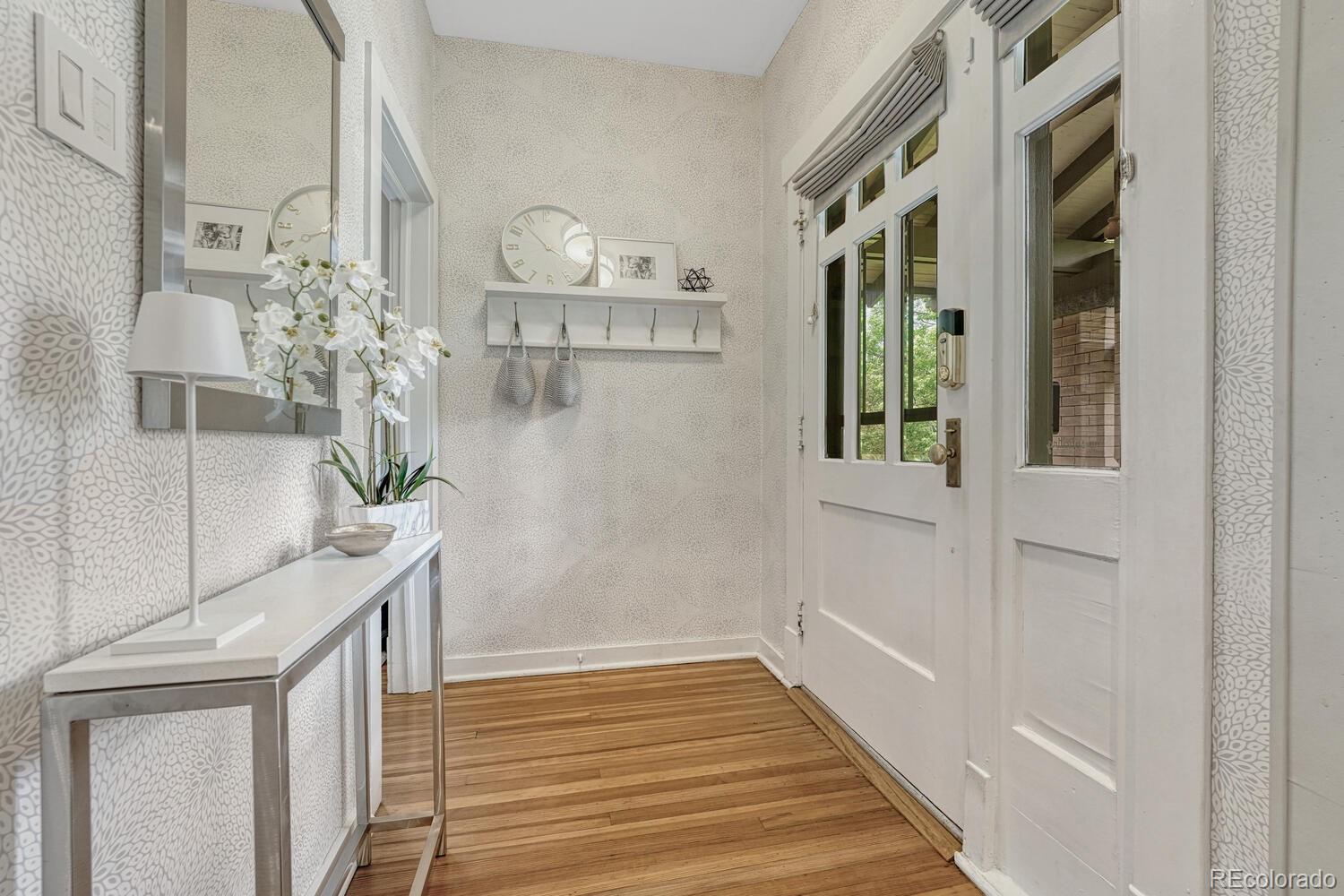 MLS Image #3 for 549 n ogden street,denver, Colorado