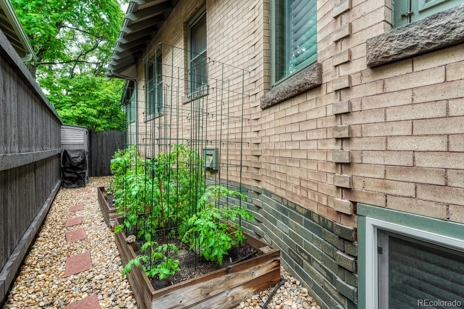 MLS Image #44 for 549 n ogden street,denver, Colorado