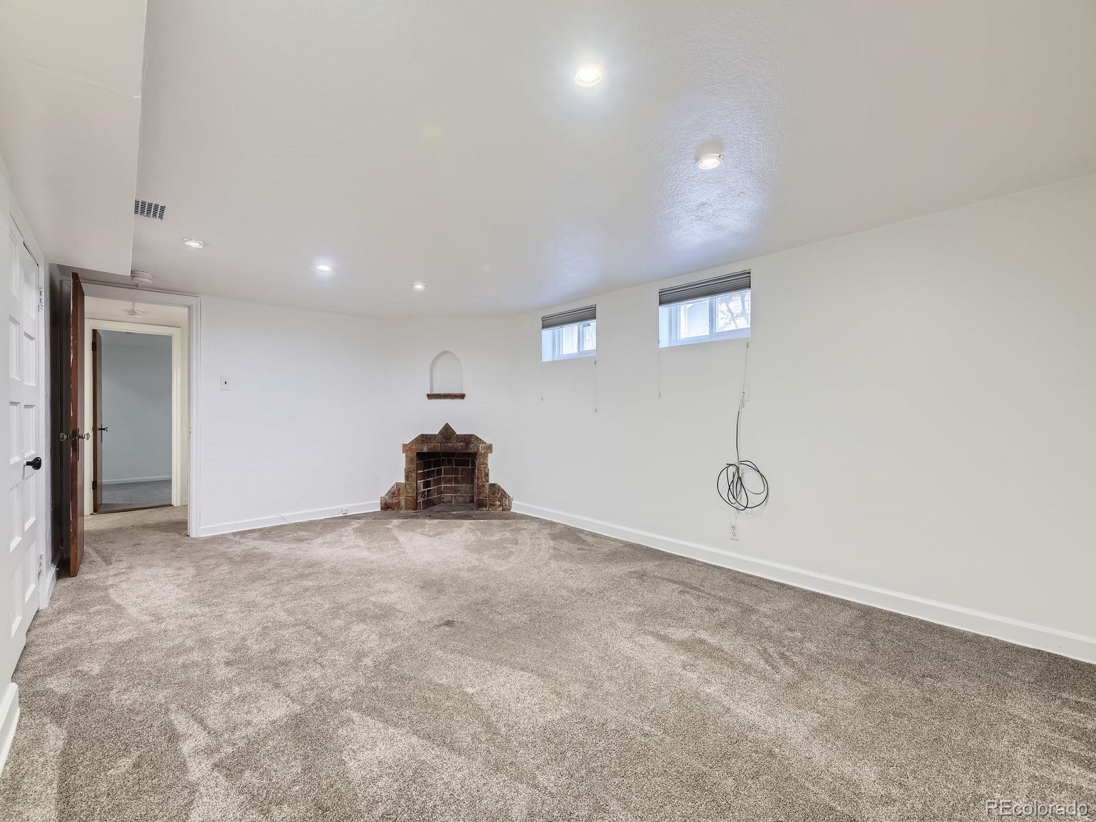 MLS Image #31 for 2260  leyden street,denver, Colorado