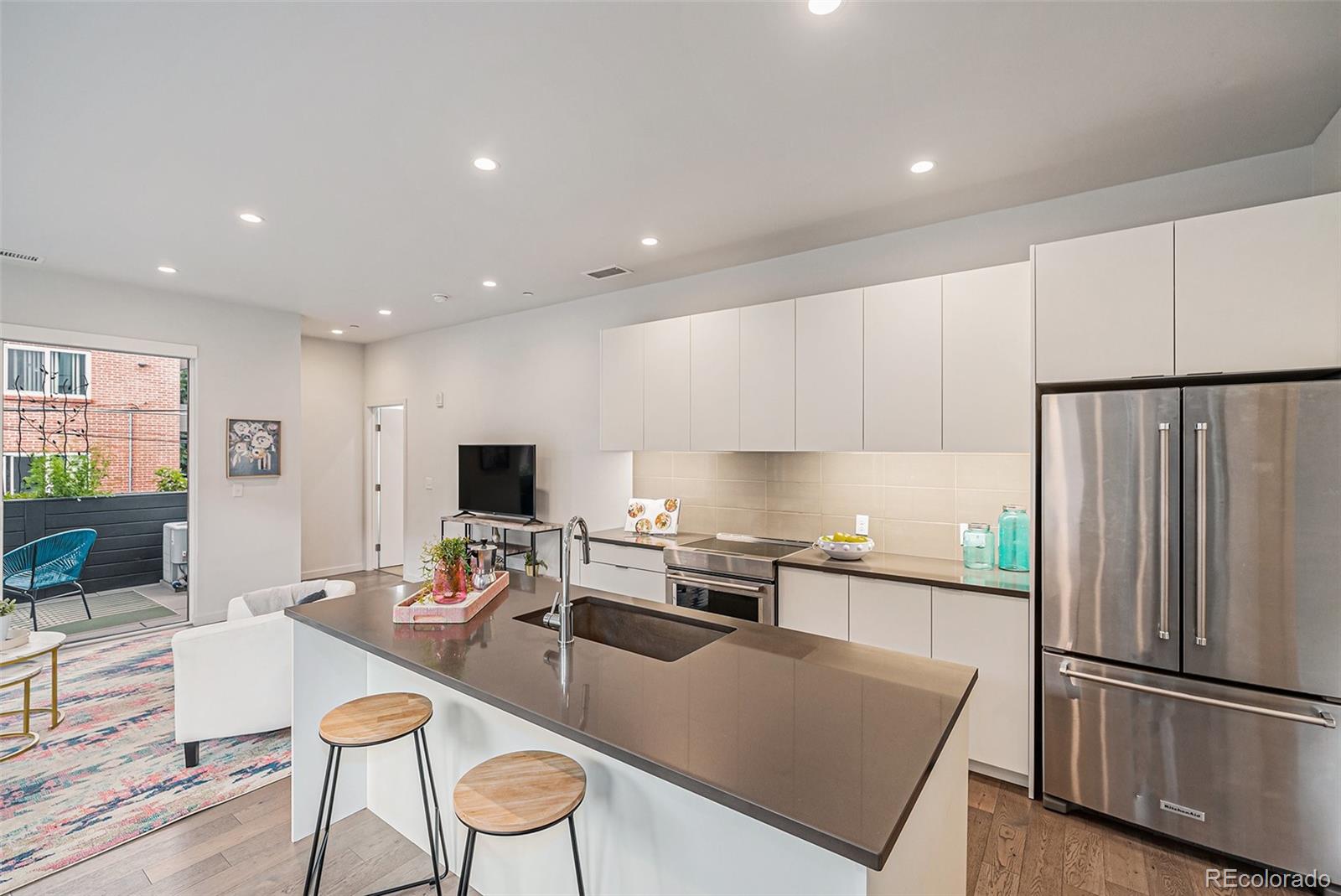 MLS Image #10 for 1300 n ogden street,denver, Colorado
