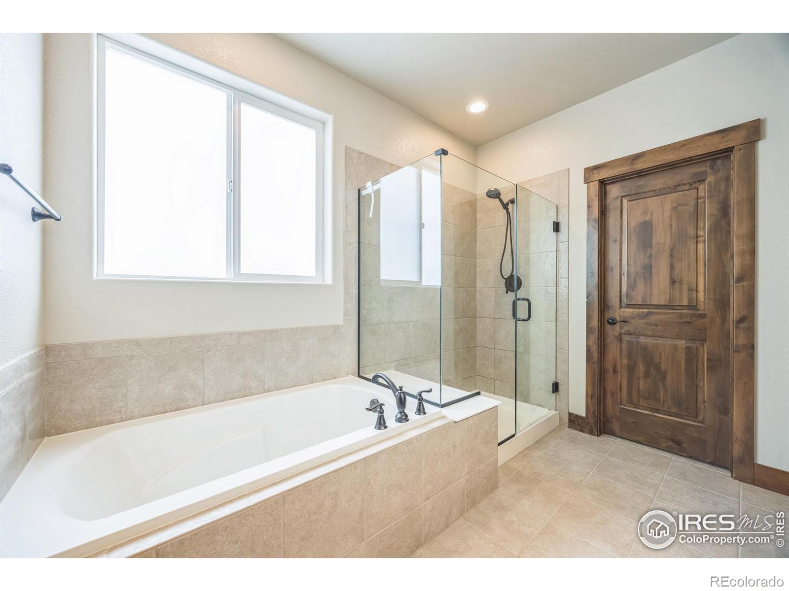 MLS Image #13 for 1897  holloway drive,windsor, Colorado