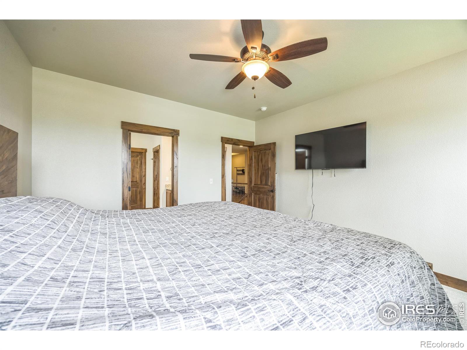 MLS Image #16 for 1897  holloway drive,windsor, Colorado