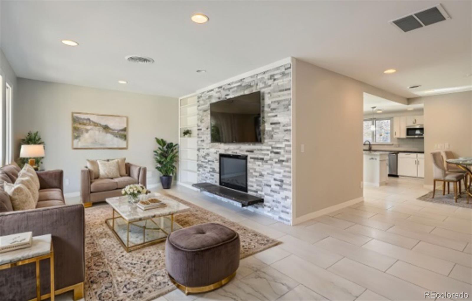 MLS Image #3 for 1701 s newport way,denver, Colorado