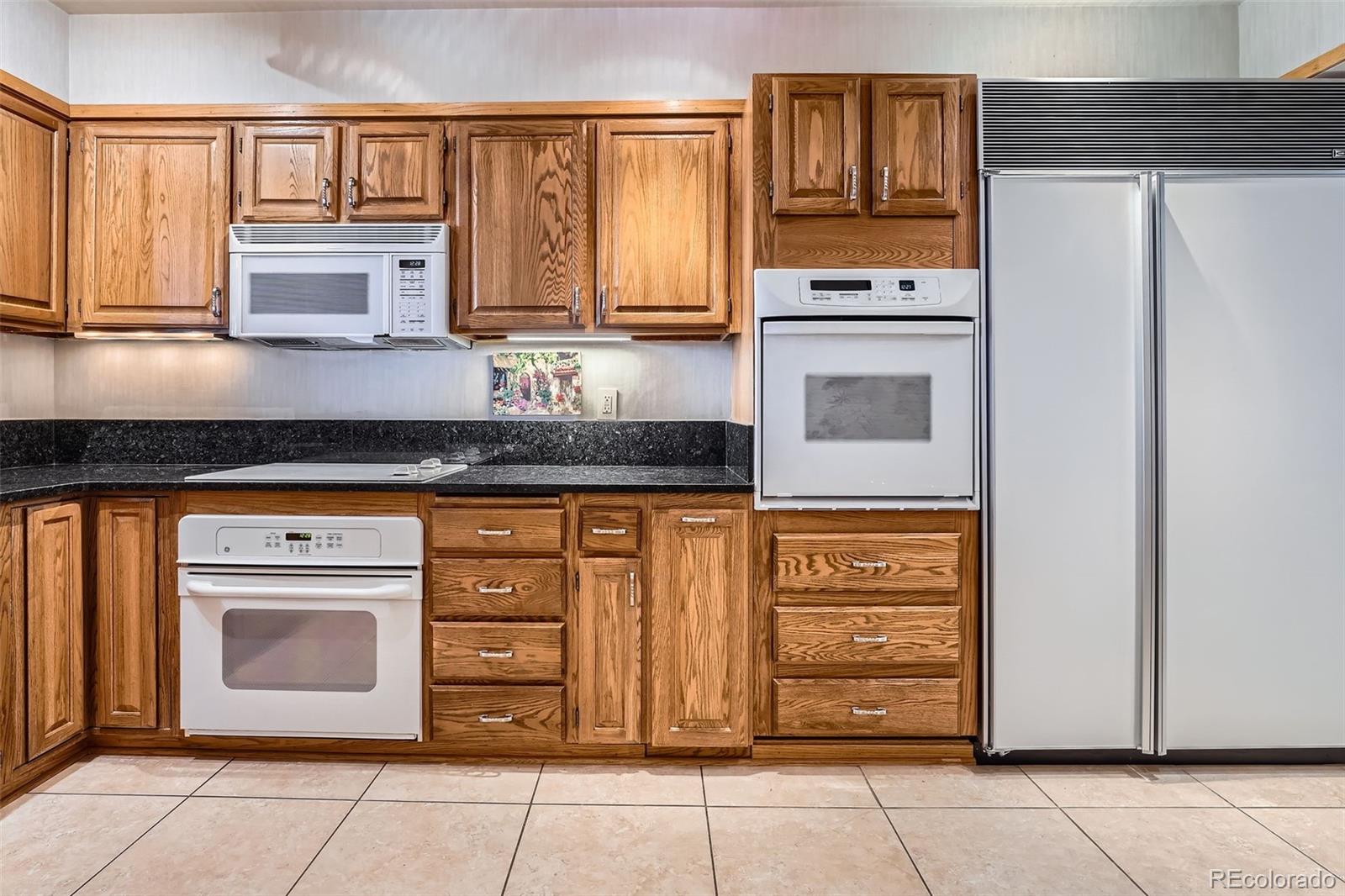 MLS Image #10 for 1900 e girard place,englewood, Colorado