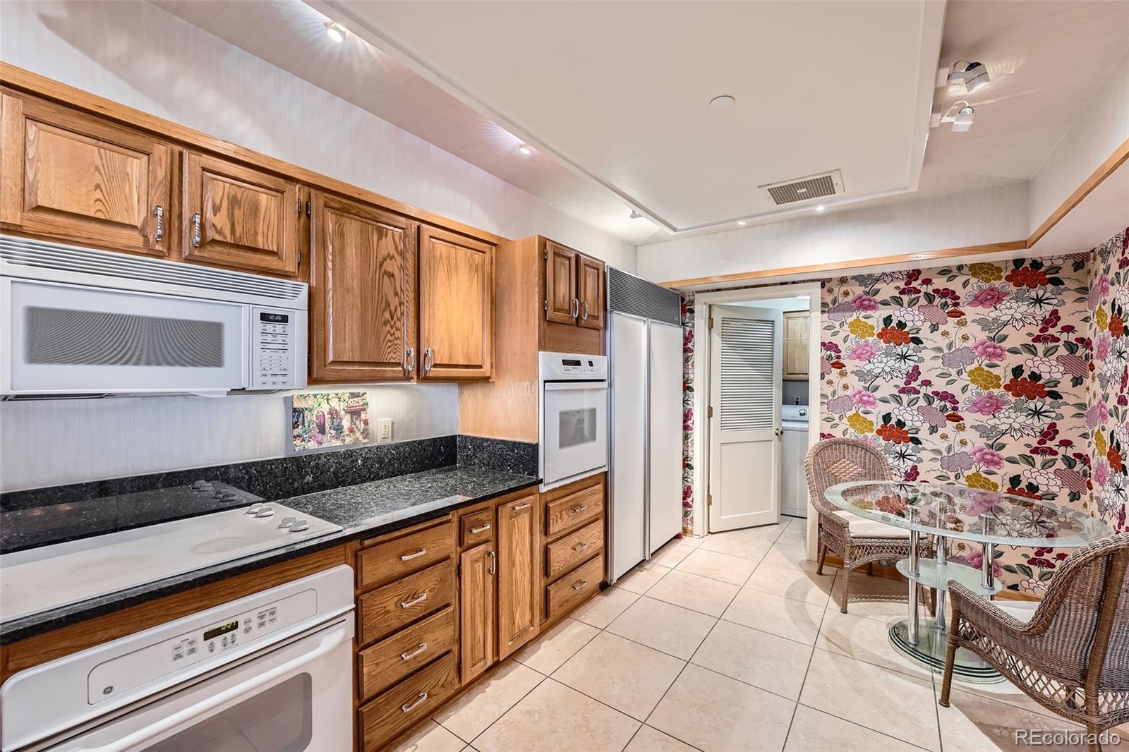 MLS Image #14 for 1900 e girard place,englewood, Colorado
