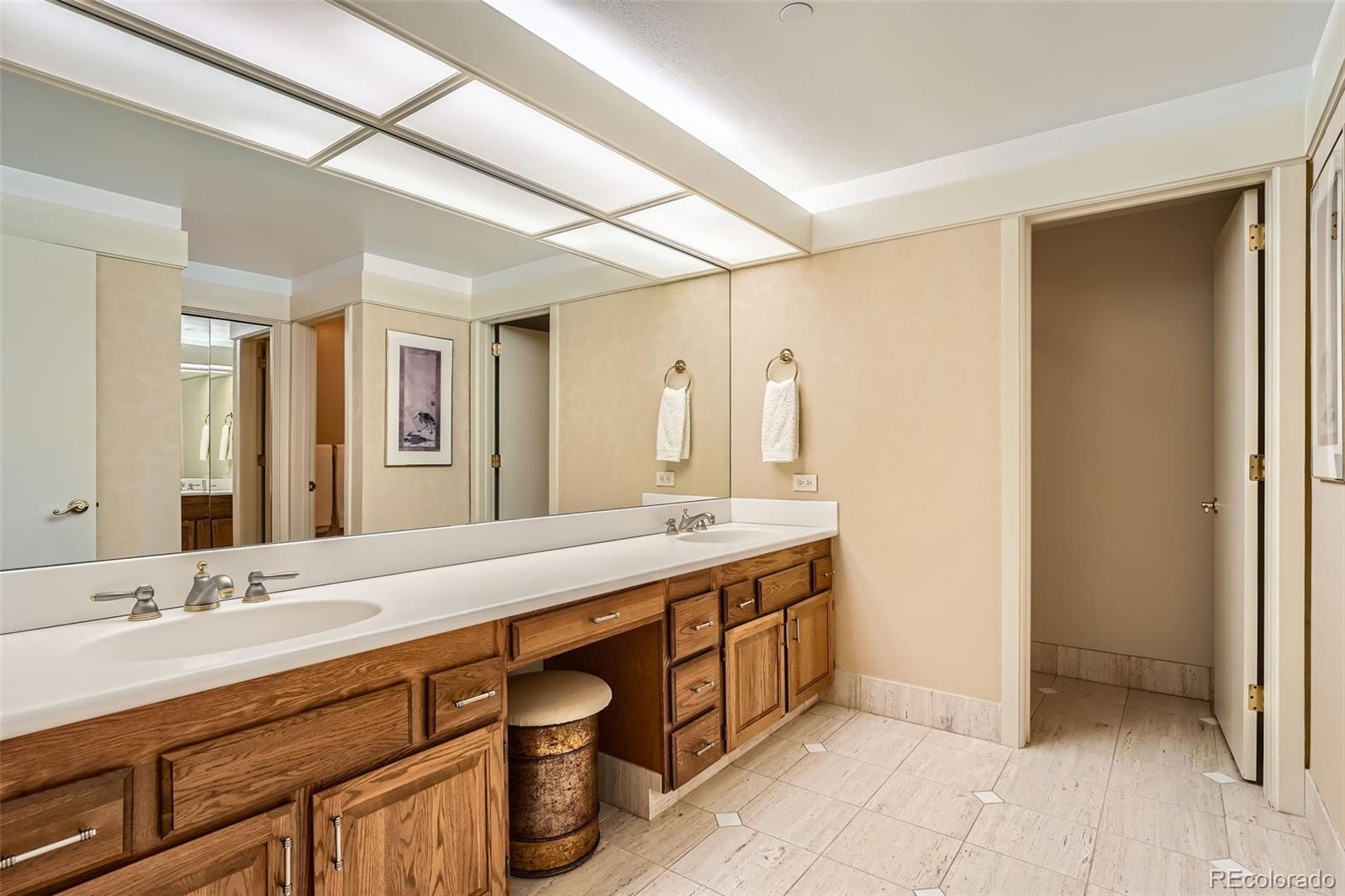 MLS Image #26 for 1900 e girard place,englewood, Colorado
