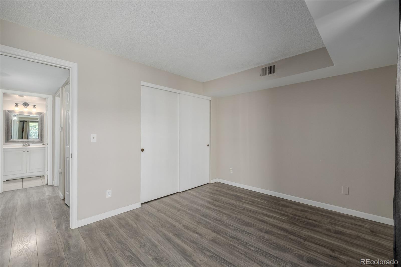 MLS Image #14 for 8843  colorado boulevard,thornton, Colorado
