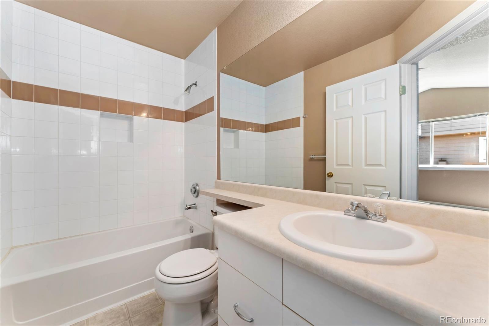 MLS Image #17 for 6418  silver mesa drive c,highlands ranch, Colorado