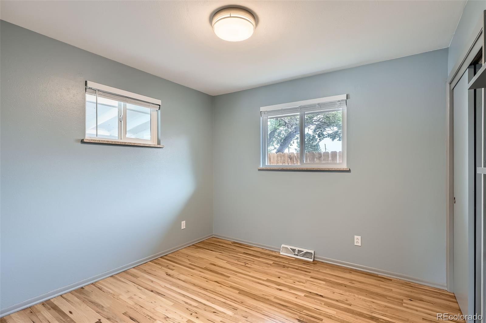 MLS Image #17 for 1785 s zuni street,denver, Colorado