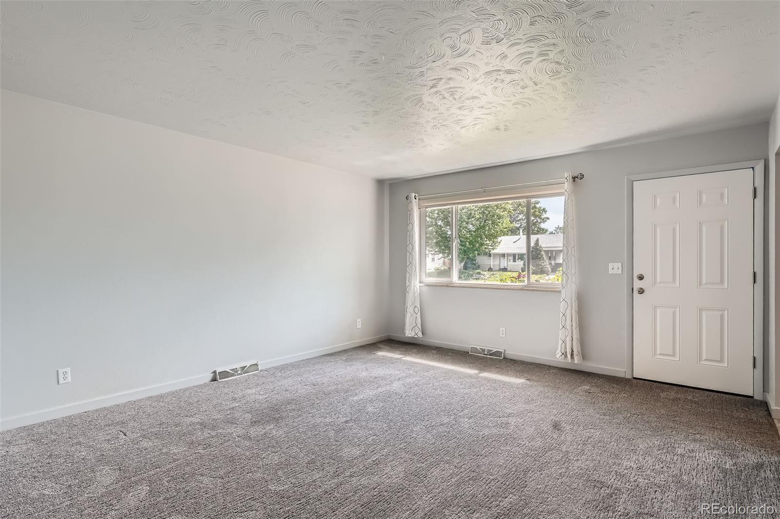 MLS Image #6 for 1785 s zuni street,denver, Colorado