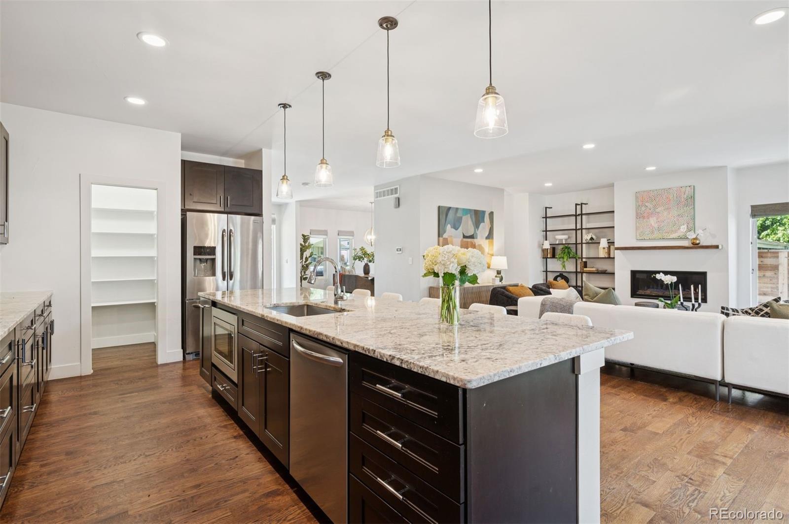 MLS Image #11 for 2377 s humboldt street,denver, Colorado