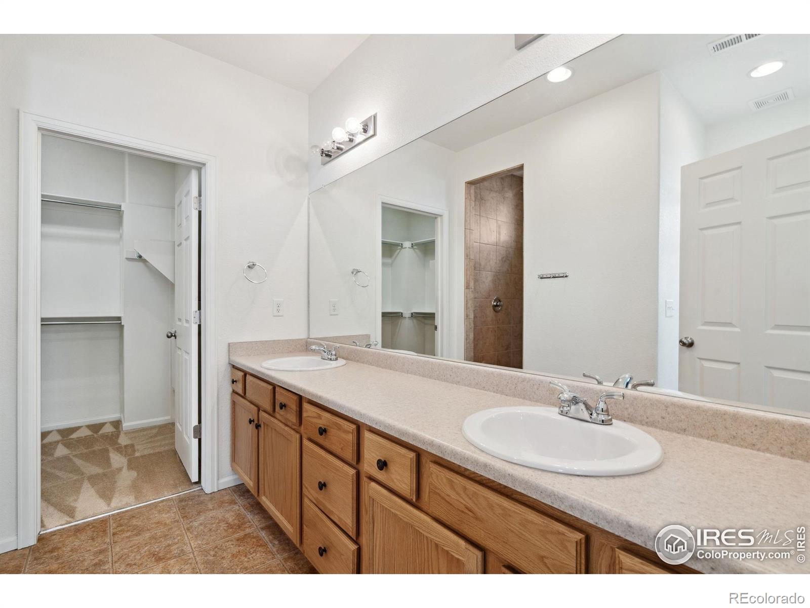 MLS Image #6 for 5104  silverwood drive,johnstown, Colorado
