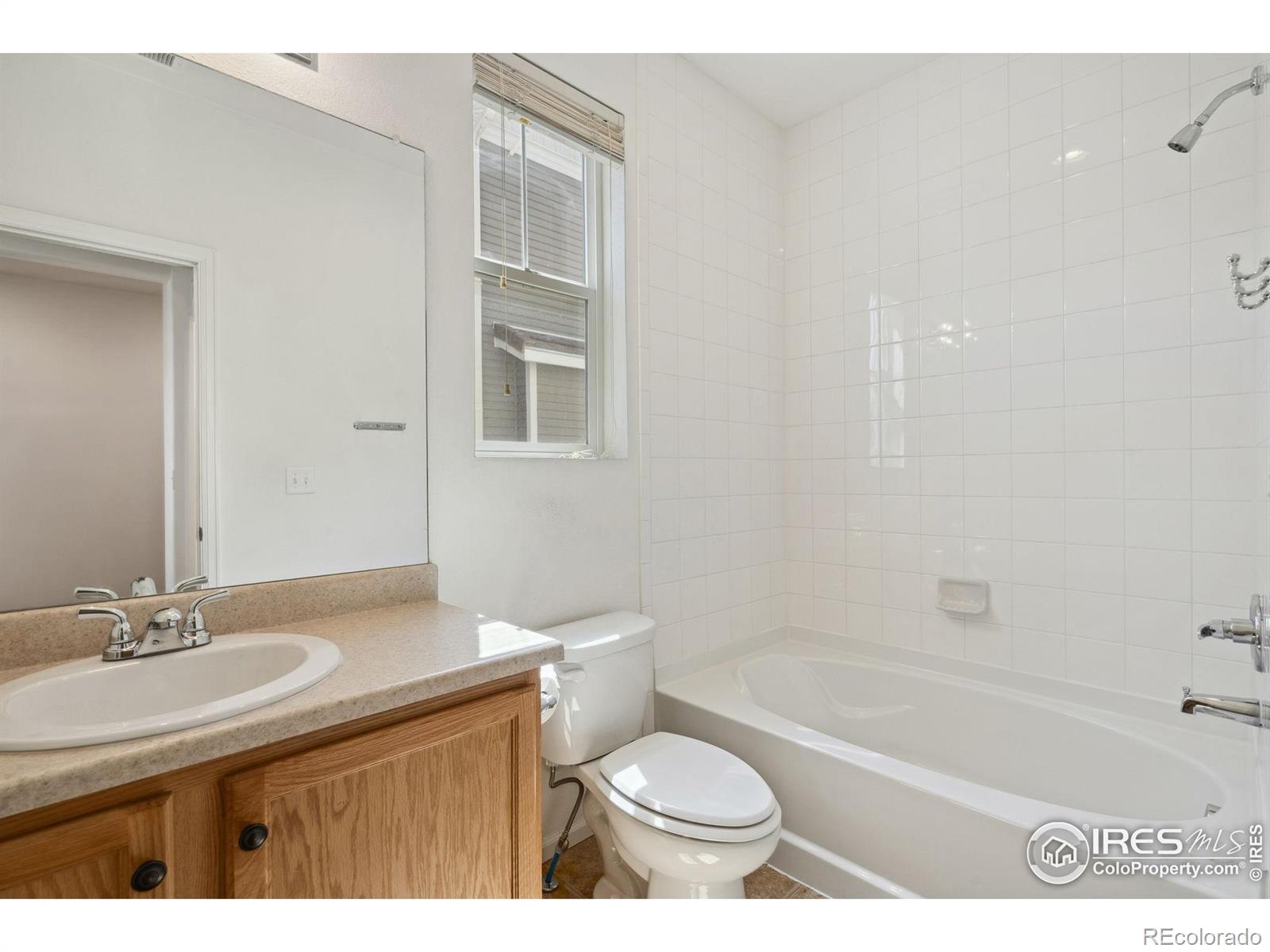 MLS Image #8 for 5104  silverwood drive,johnstown, Colorado