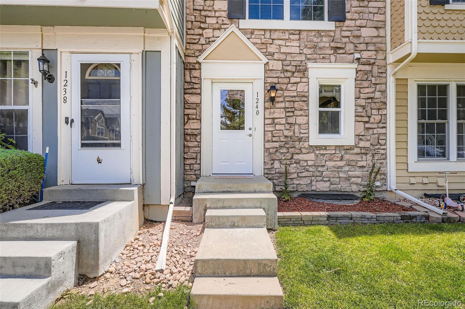 MLS Image #2 for 1240 s idalia street,aurora, Colorado