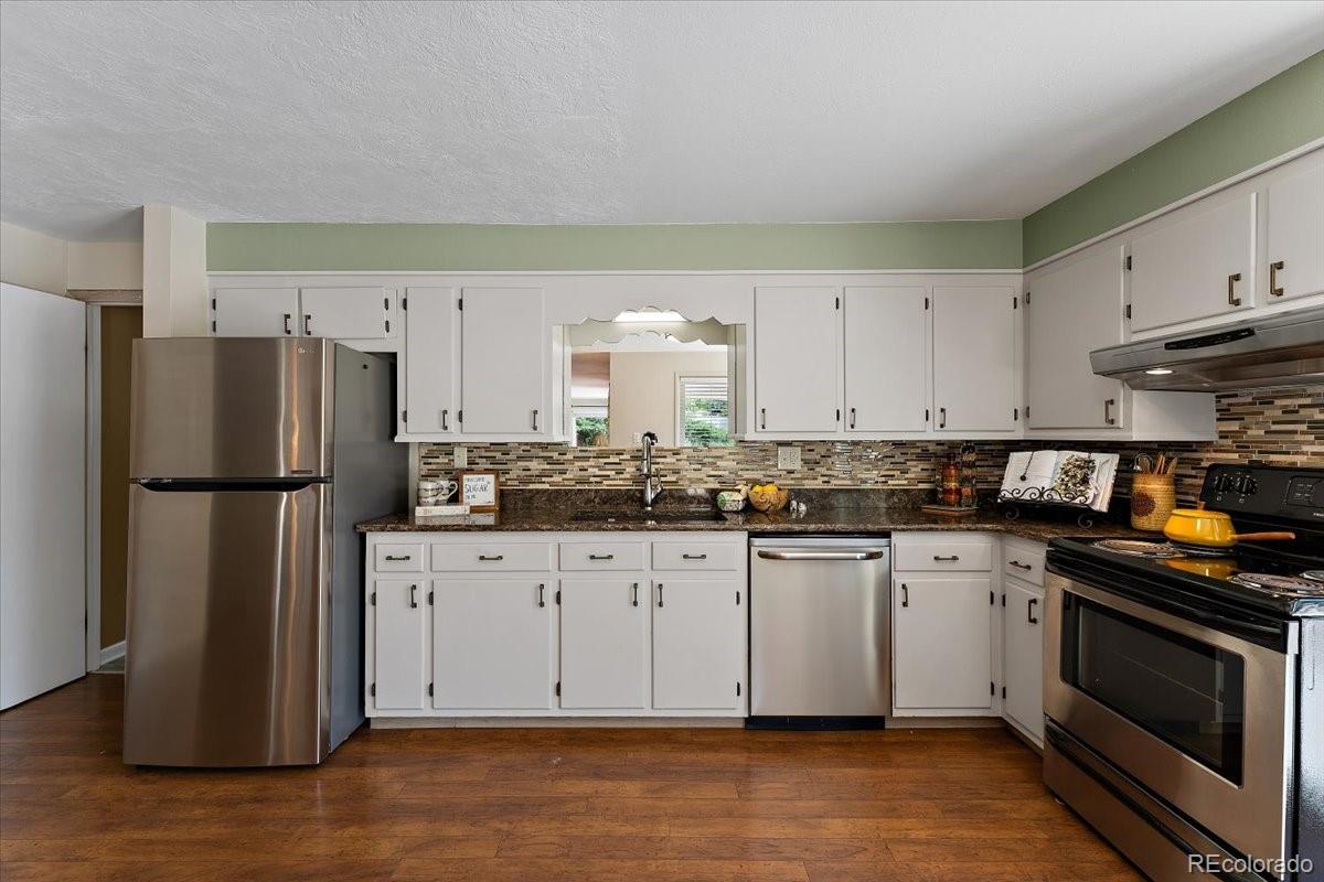 MLS Image #14 for 2615  centre lane,colorado springs, Colorado