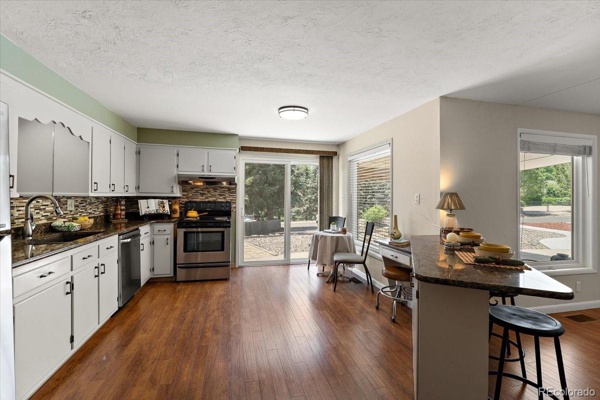 MLS Image #15 for 2615  centre lane,colorado springs, Colorado