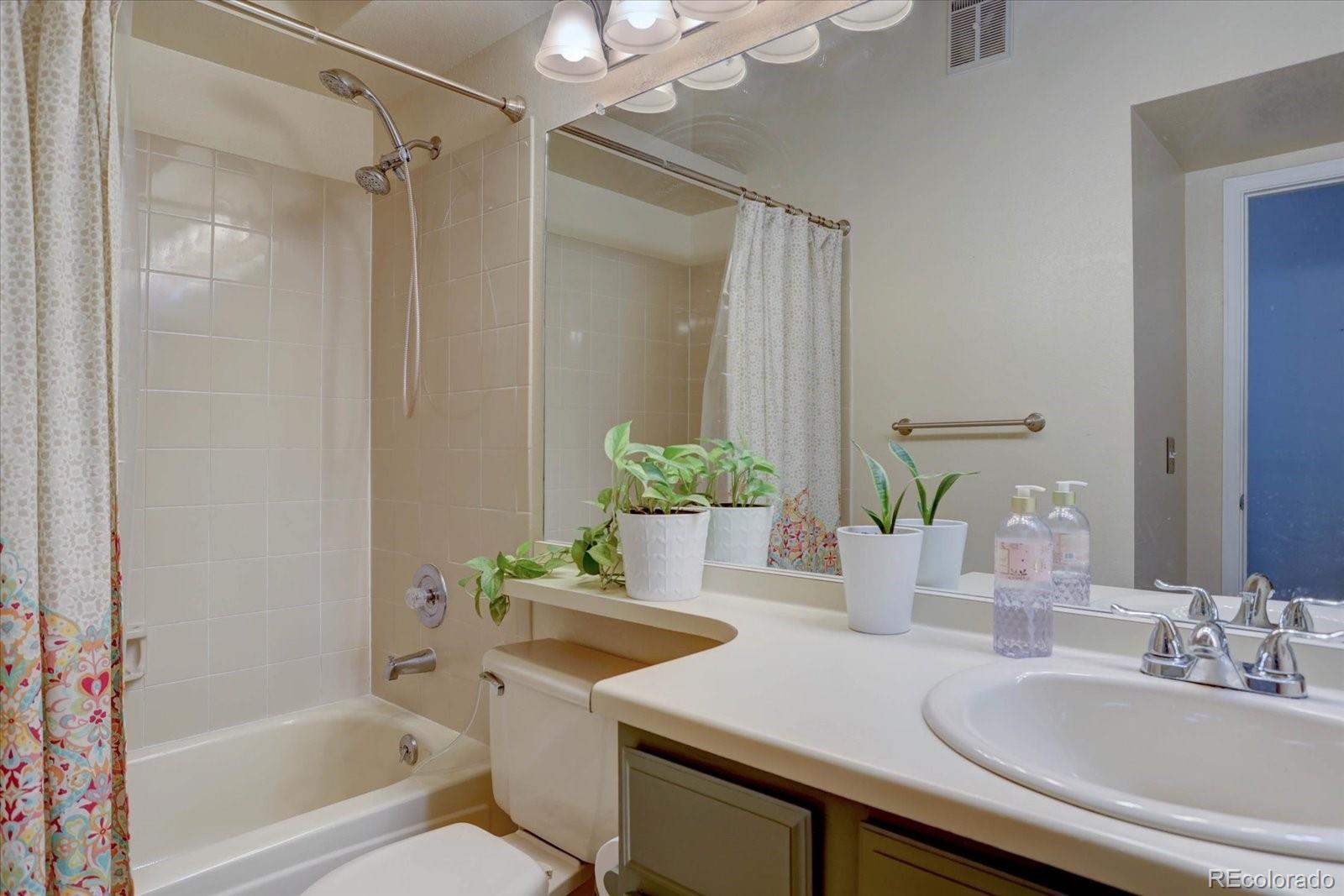 MLS Image #14 for 18577 e whitaker circle,aurora, Colorado