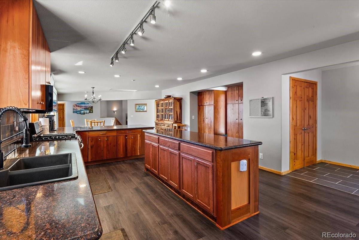 MLS Image #26 for 6900  us-24 ,divide, Colorado