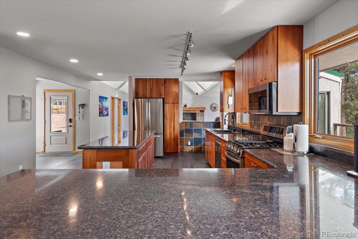 MLS Image #34 for 6900  us-24 ,divide, Colorado