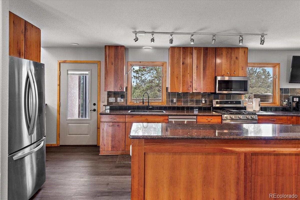 MLS Image #35 for 6900  us-24 ,divide, Colorado
