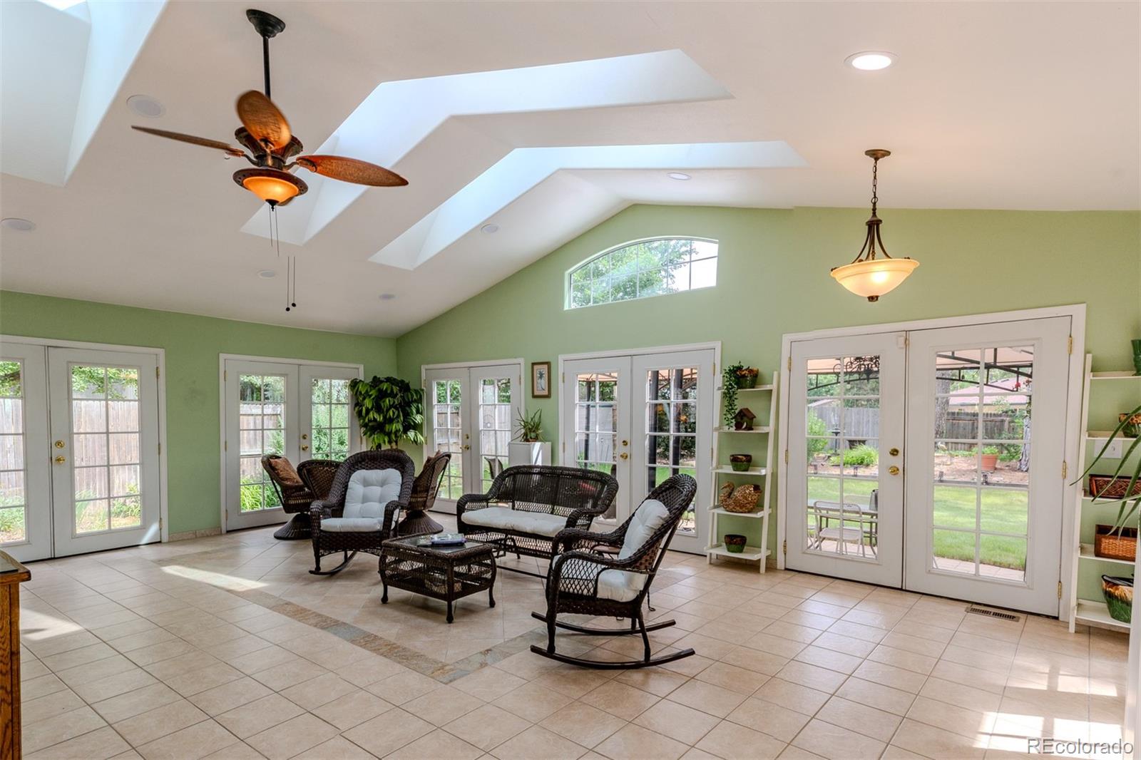 MLS Image #11 for 8664 e monmouth place,denver, Colorado