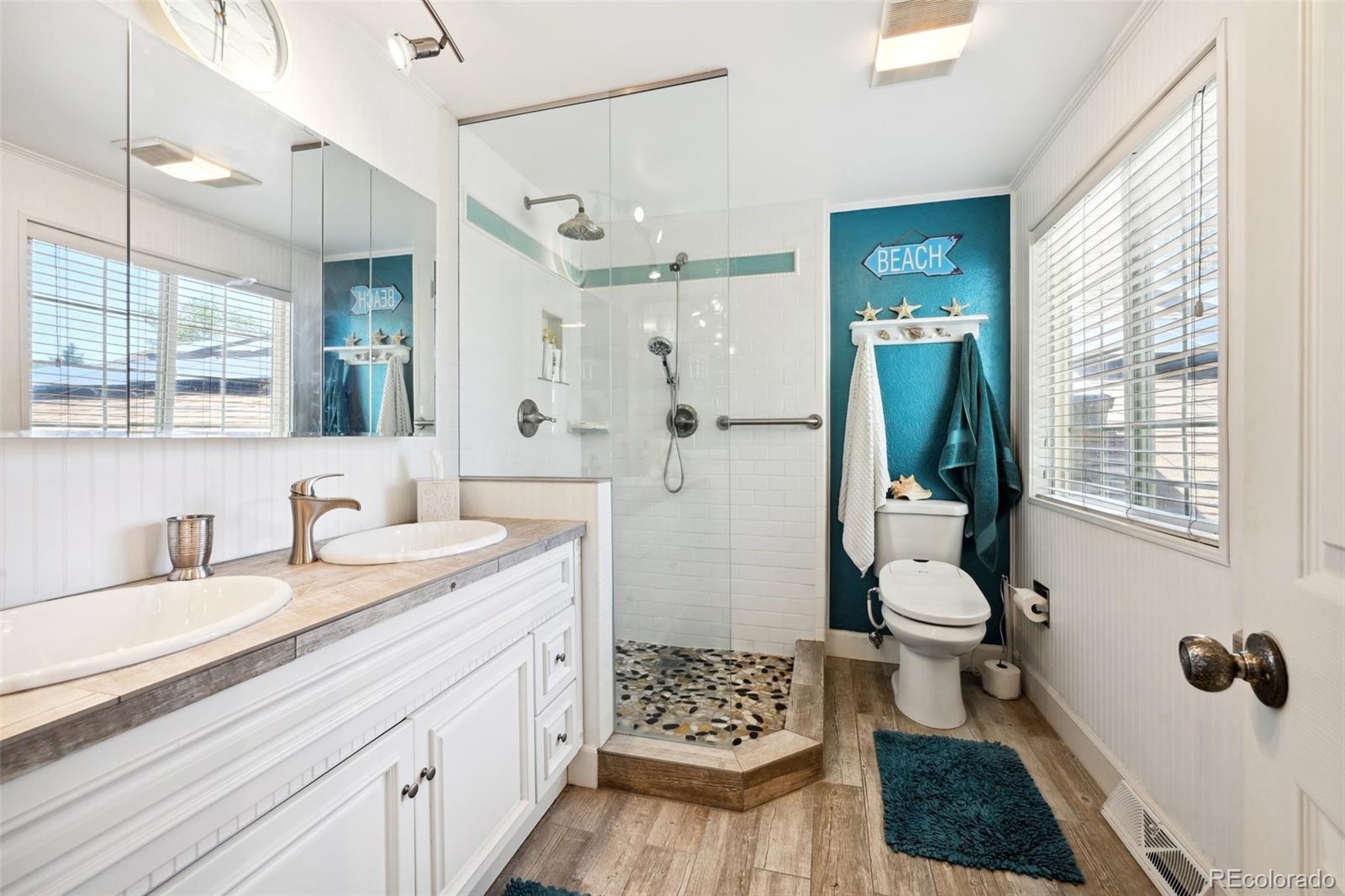 MLS Image #18 for 8664 e monmouth place,denver, Colorado