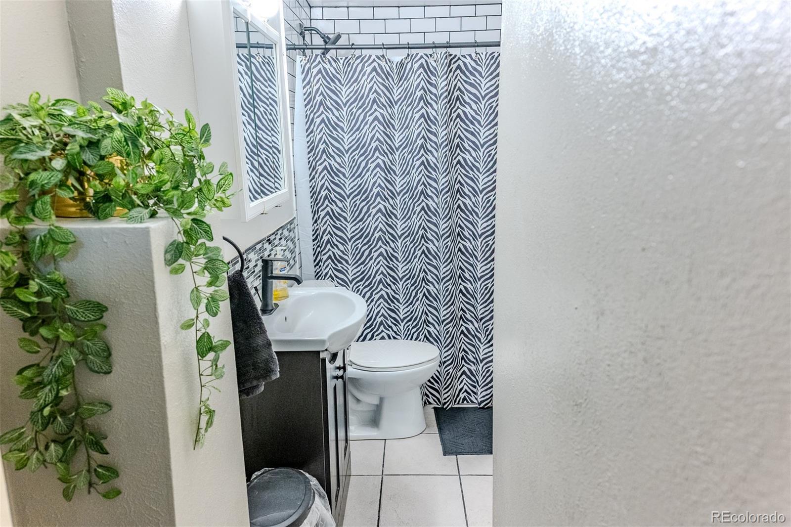MLS Image #34 for 8664 e monmouth place,denver, Colorado