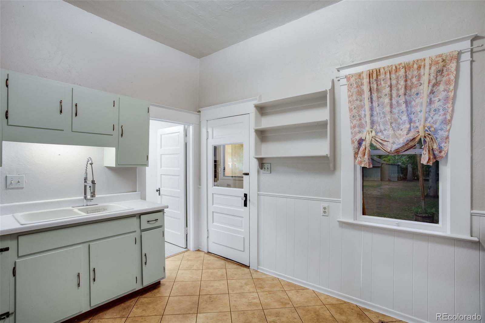 MLS Image #12 for 316 e plum street,fort collins, Colorado