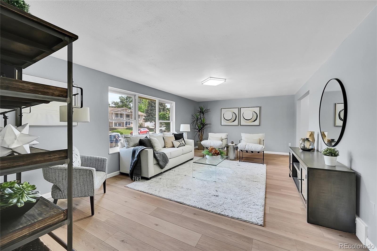 MLS Image #10 for 8722 e layton avenue,denver, Colorado