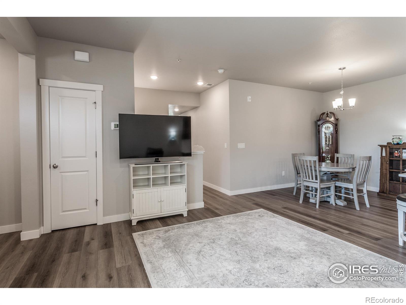 MLS Image #8 for 330  high point drive,longmont, Colorado