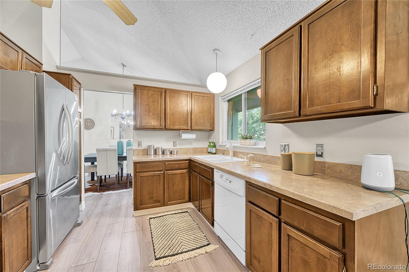 MLS Image #15 for 5543 s kenton court,englewood, Colorado