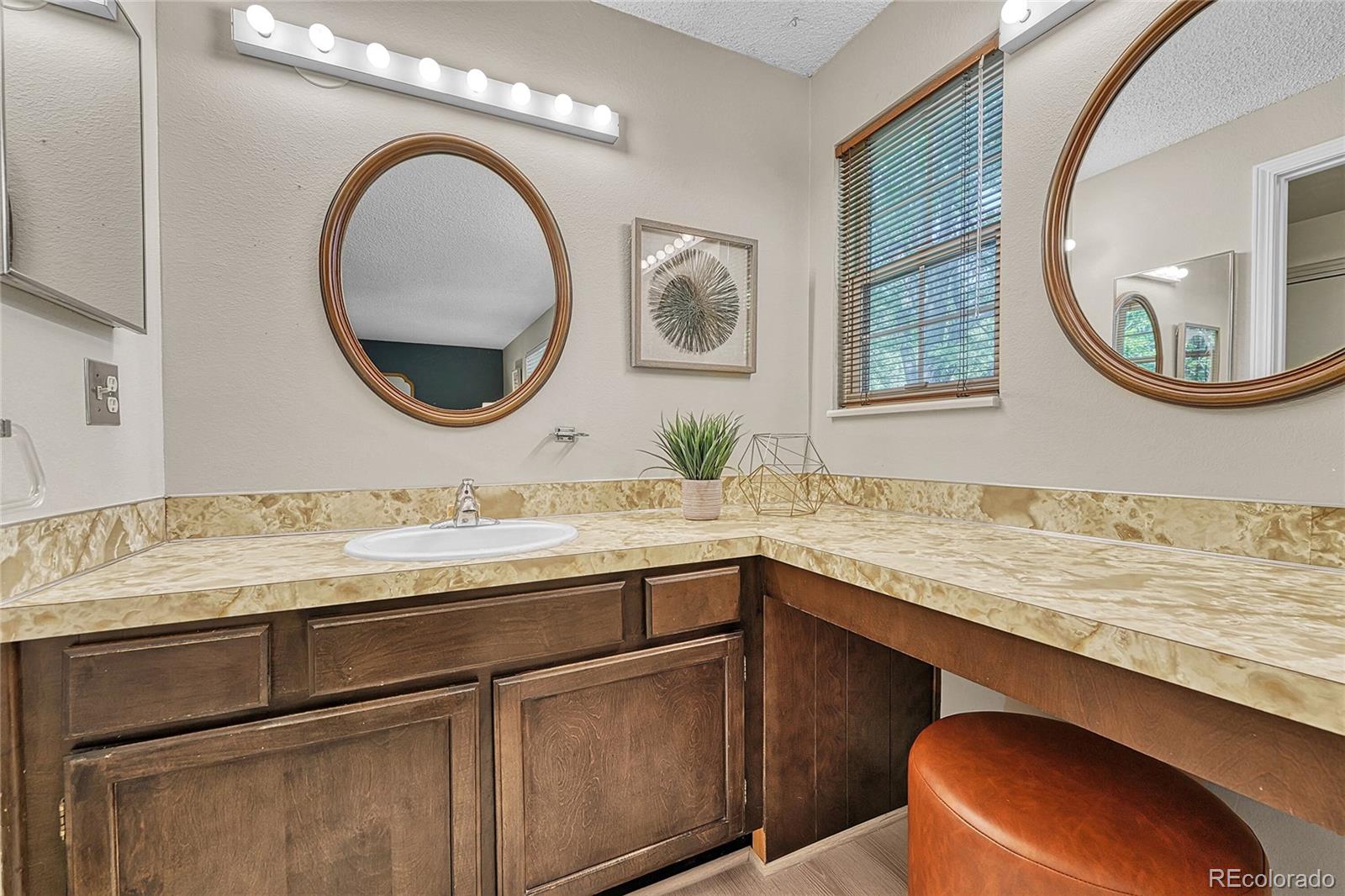 MLS Image #24 for 5543 s kenton court,englewood, Colorado