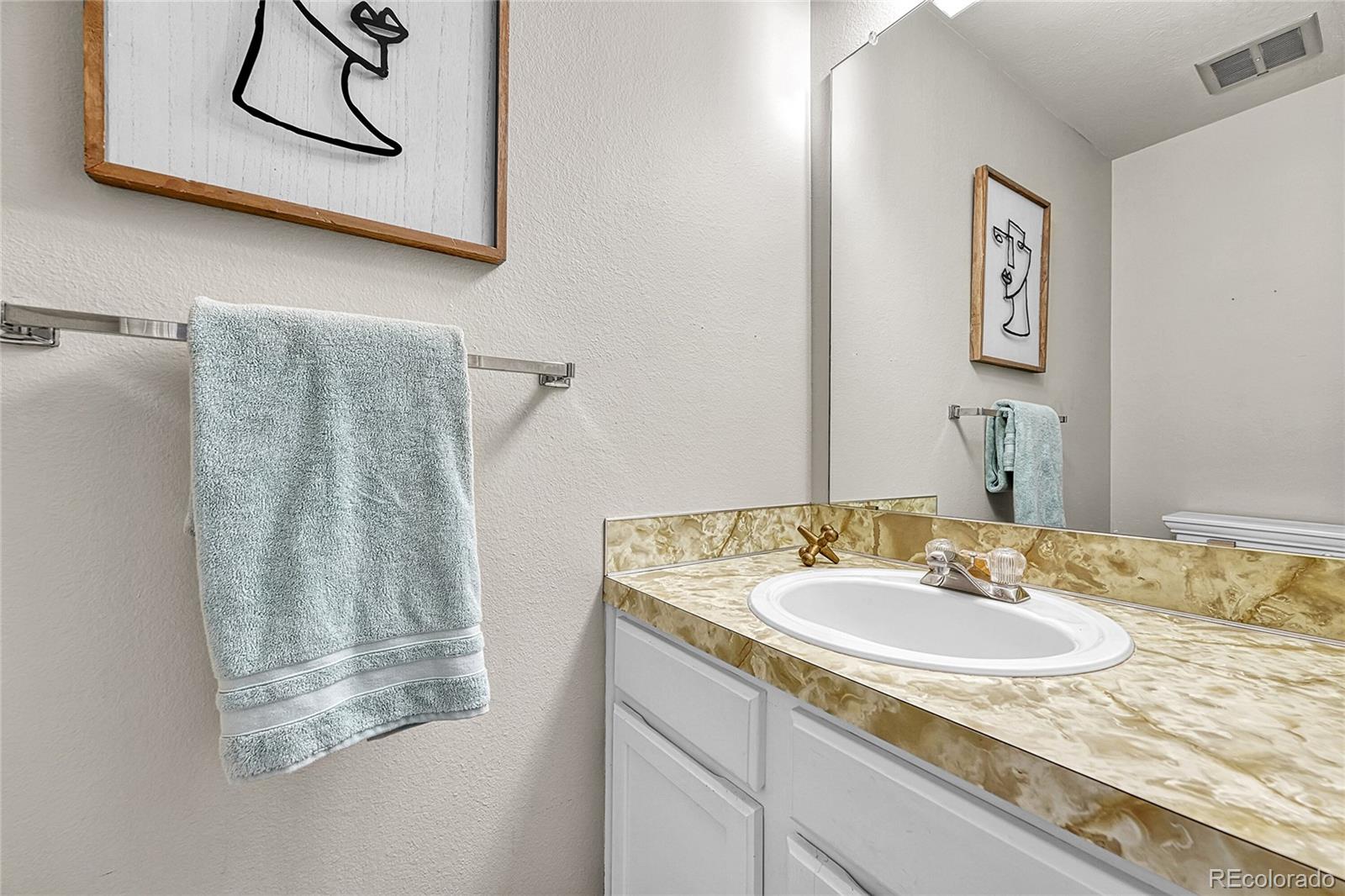 MLS Image #9 for 5543 s kenton court,englewood, Colorado