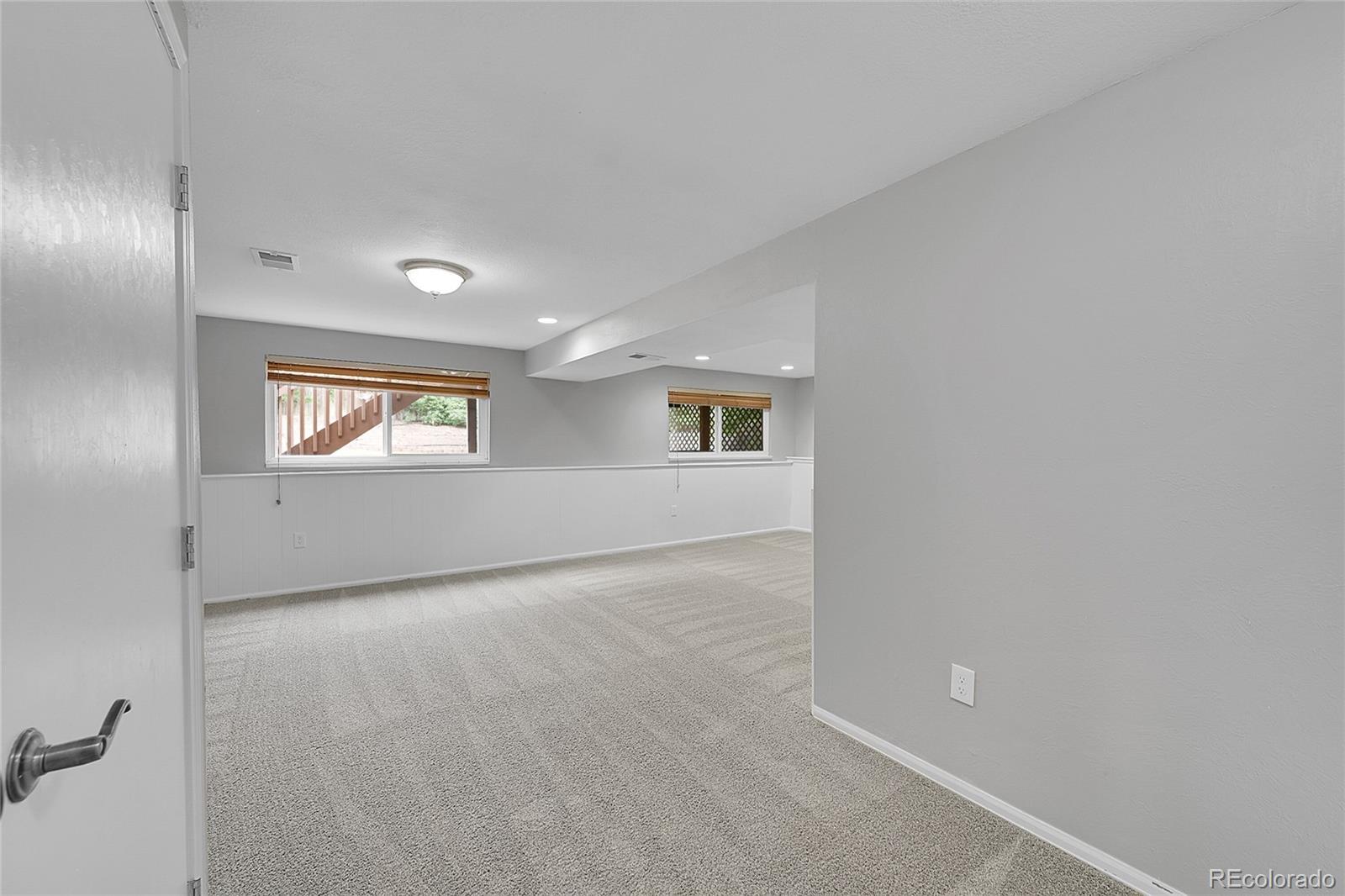 MLS Image #21 for 4722 s xenia street,denver, Colorado
