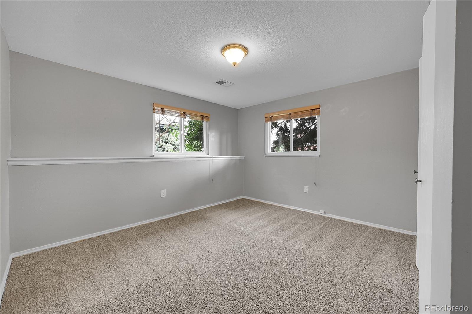 MLS Image #29 for 4722 s xenia street,denver, Colorado