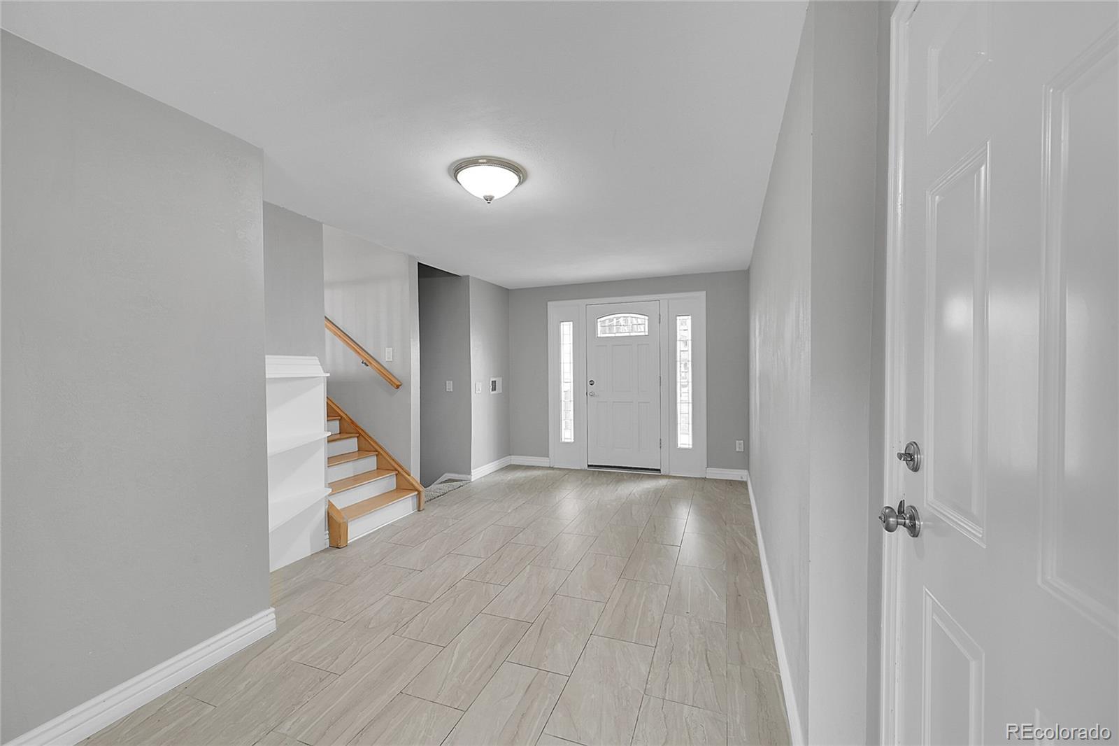MLS Image #4 for 4722 s xenia street,denver, Colorado