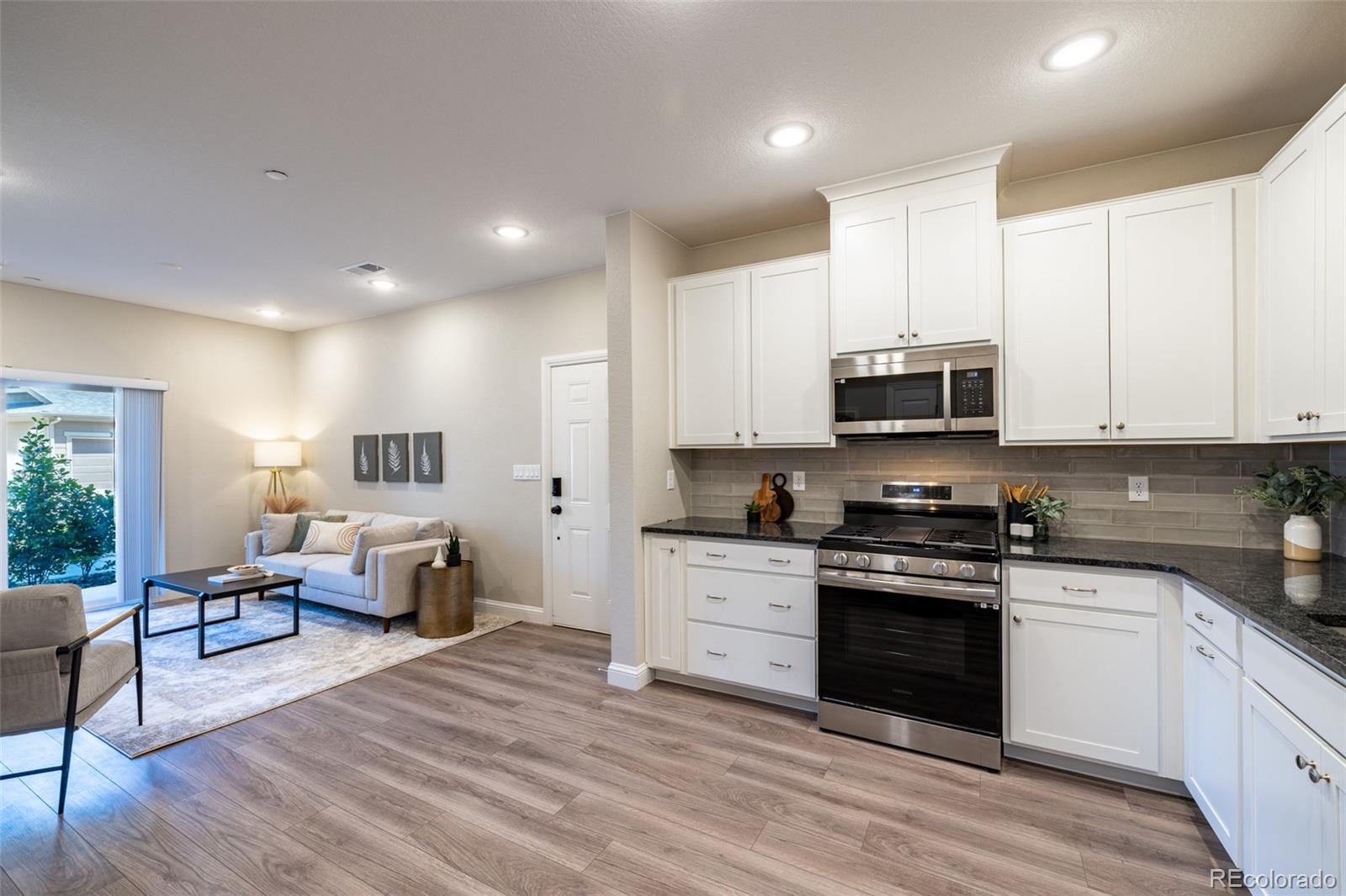 MLS Image #5 for 9992 w victoria place,littleton, Colorado