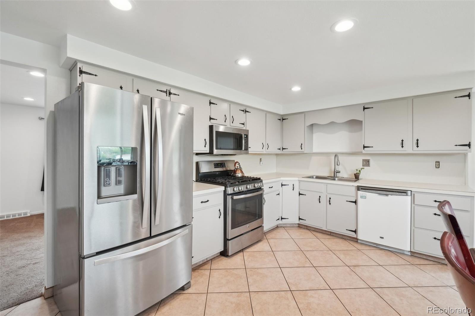 MLS Image #0 for 12734  anhawa avenue,longmont, Colorado
