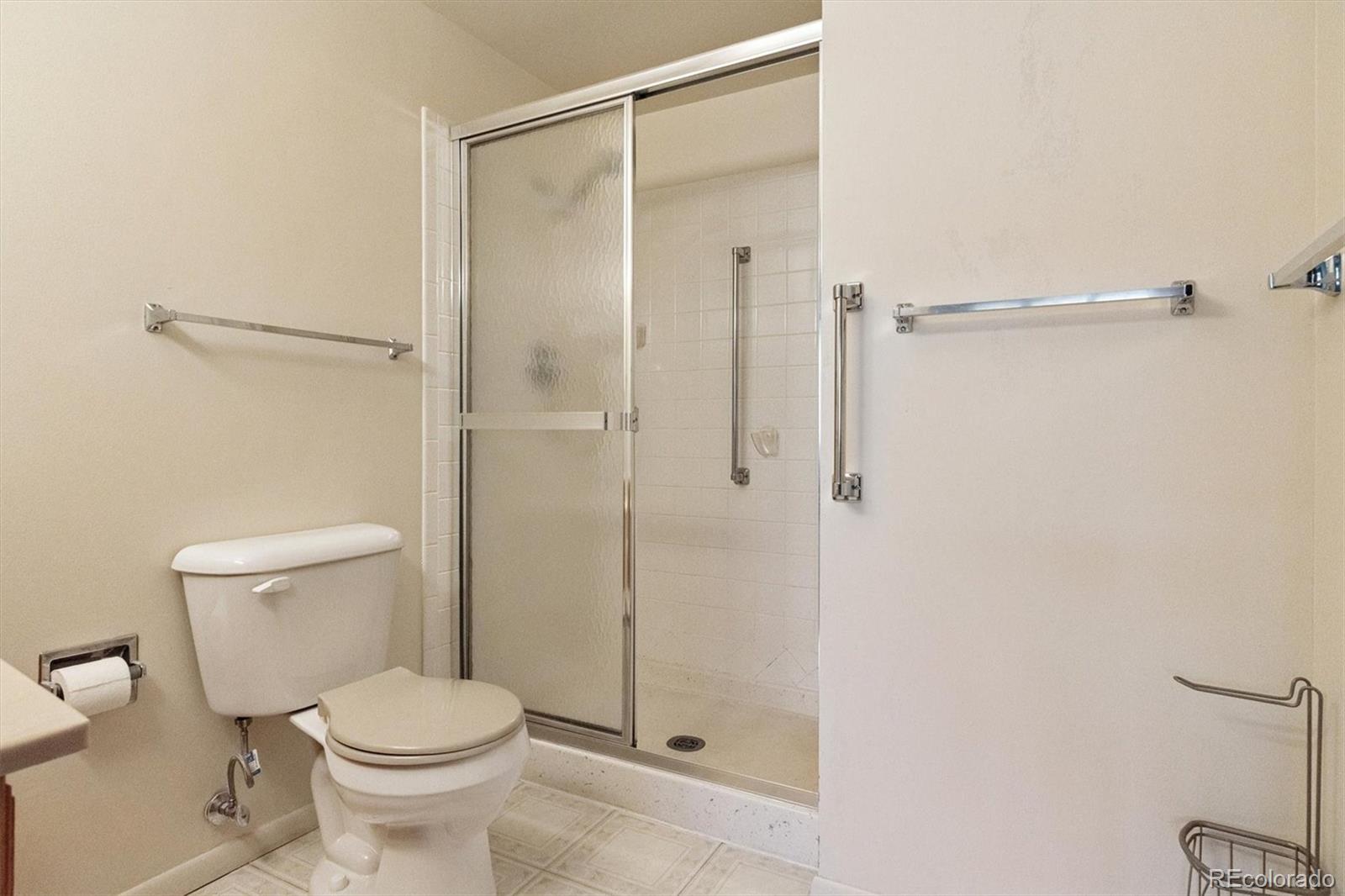 MLS Image #19 for 9625 e center avenue,denver, Colorado