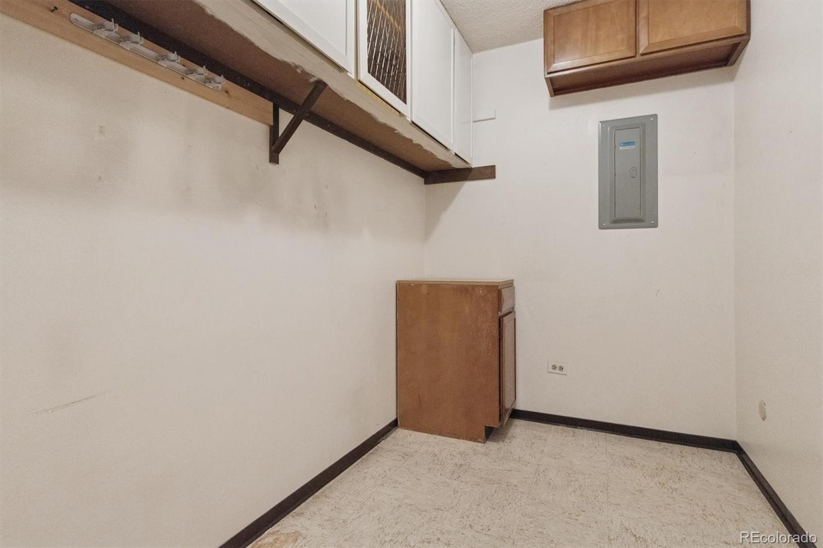 MLS Image #9 for 9625 e center avenue,denver, Colorado