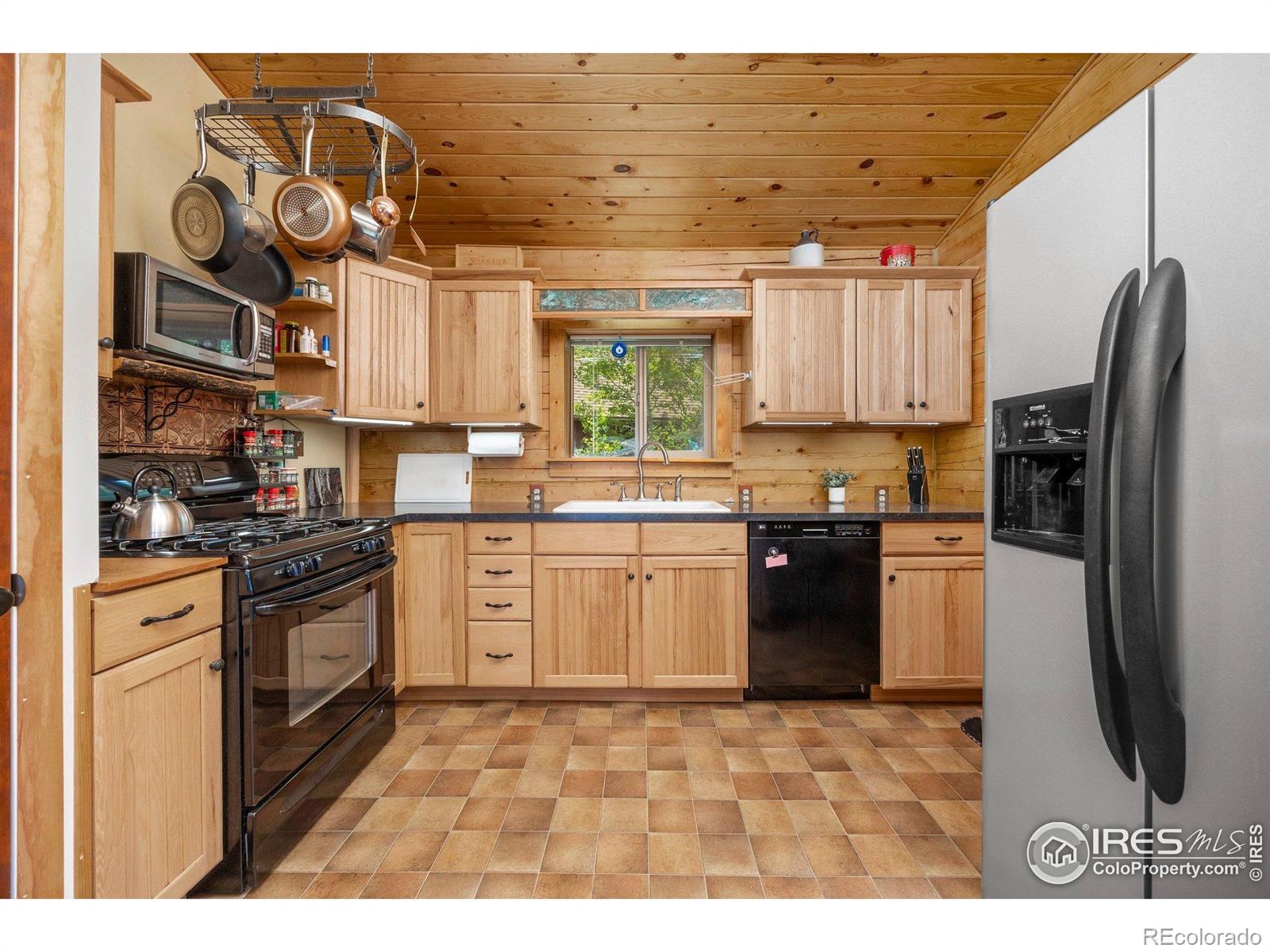 MLS Image #13 for 305  genevas way,black hawk, Colorado